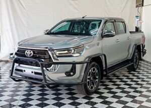 2022 TOYOTA HILUX DOUBLE CAB 4WD AT