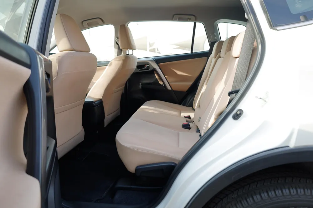 Toyota Rav4 2018 - Image 2