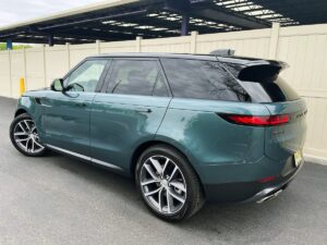 2023 Land Rover Range Rover Sport SE