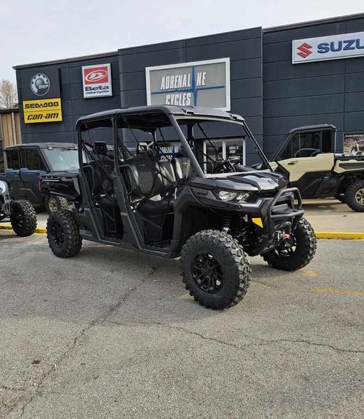 2025 Can-Am® Defender MAX Lone Star HD10