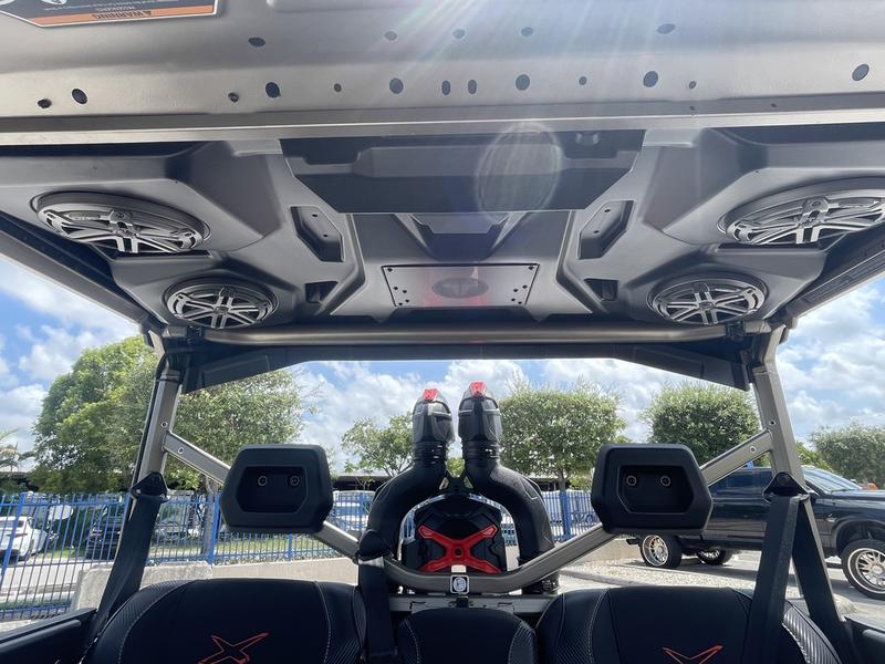 2023 Can-Am® Defender X mr with Doors HD10 - Image 2