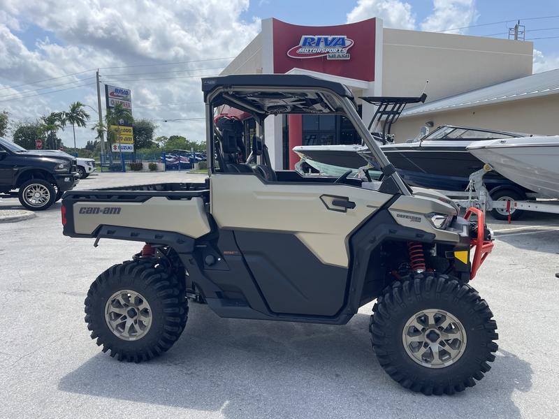 2023 Can-Am® Defender X mr with Doors HD10 - Image 8